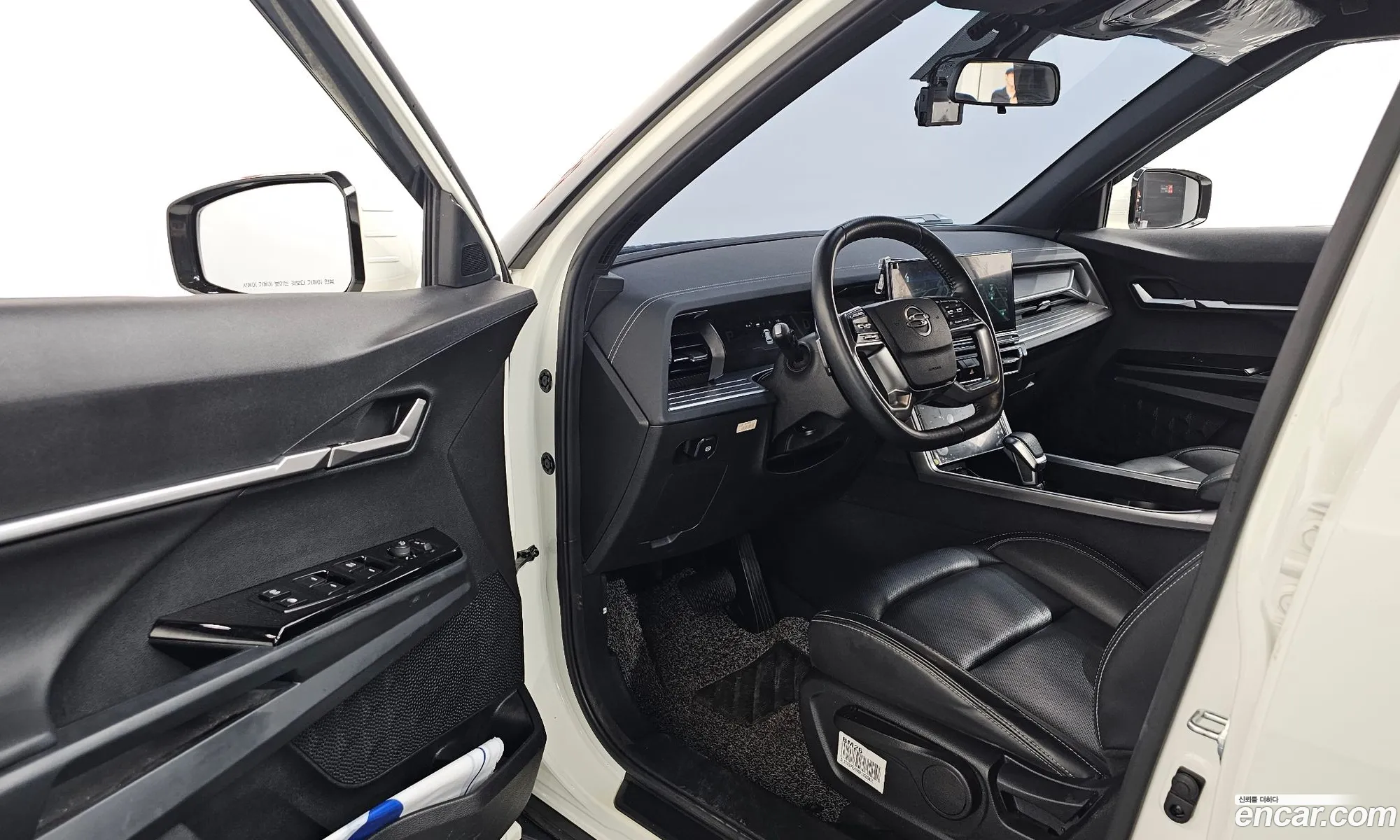 KG Mobility (SsangYong) Torres 2022 — 12