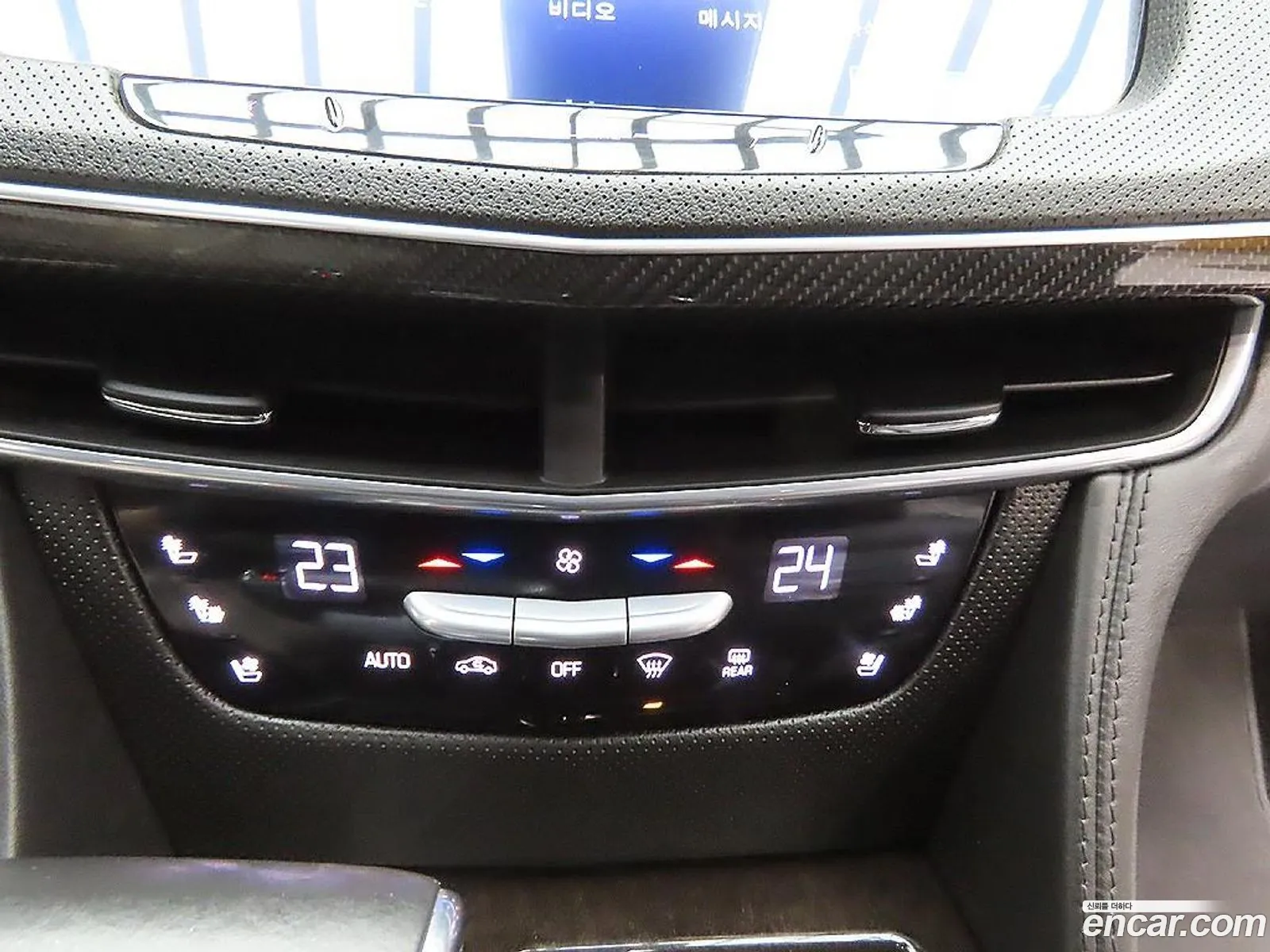 Cadillac CT6 2016 — 16