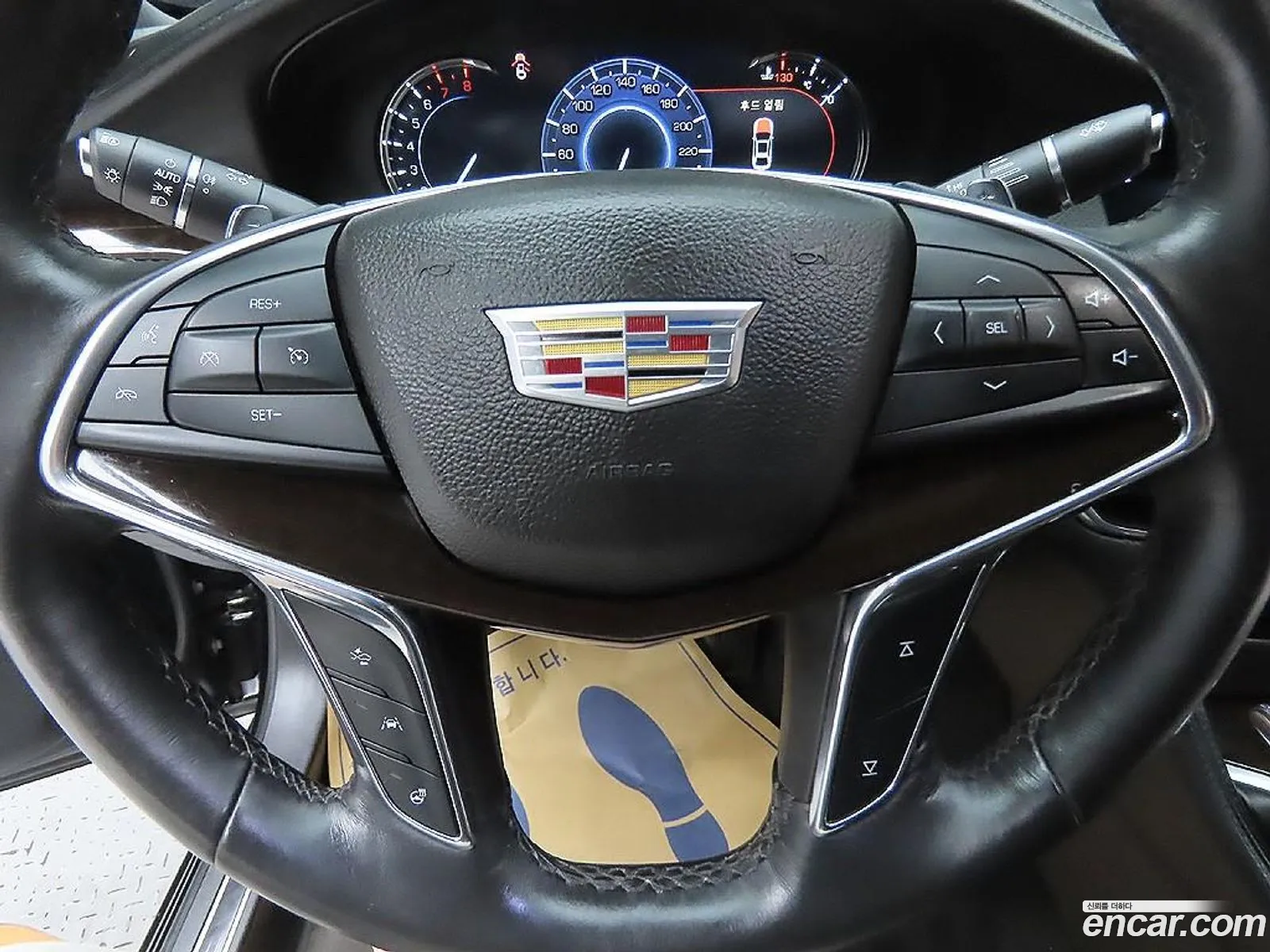Cadillac CT6 2016 — 10