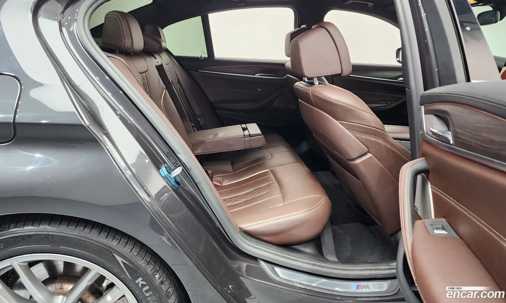 BMW 5 Series 2020 WBAJK9103LCE84038 — 11