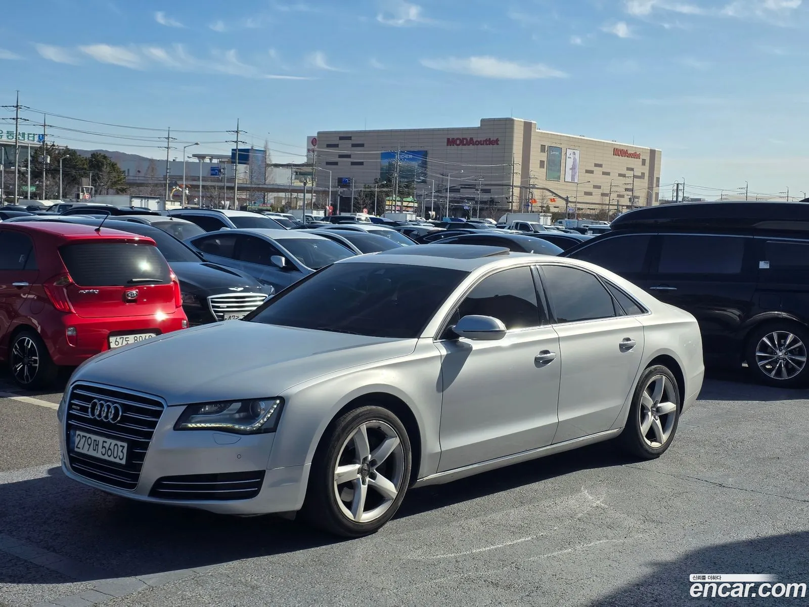 Audi A8 2011 — 12