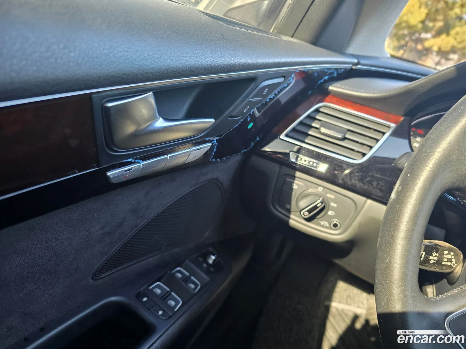 Audi A8 2011 — 6