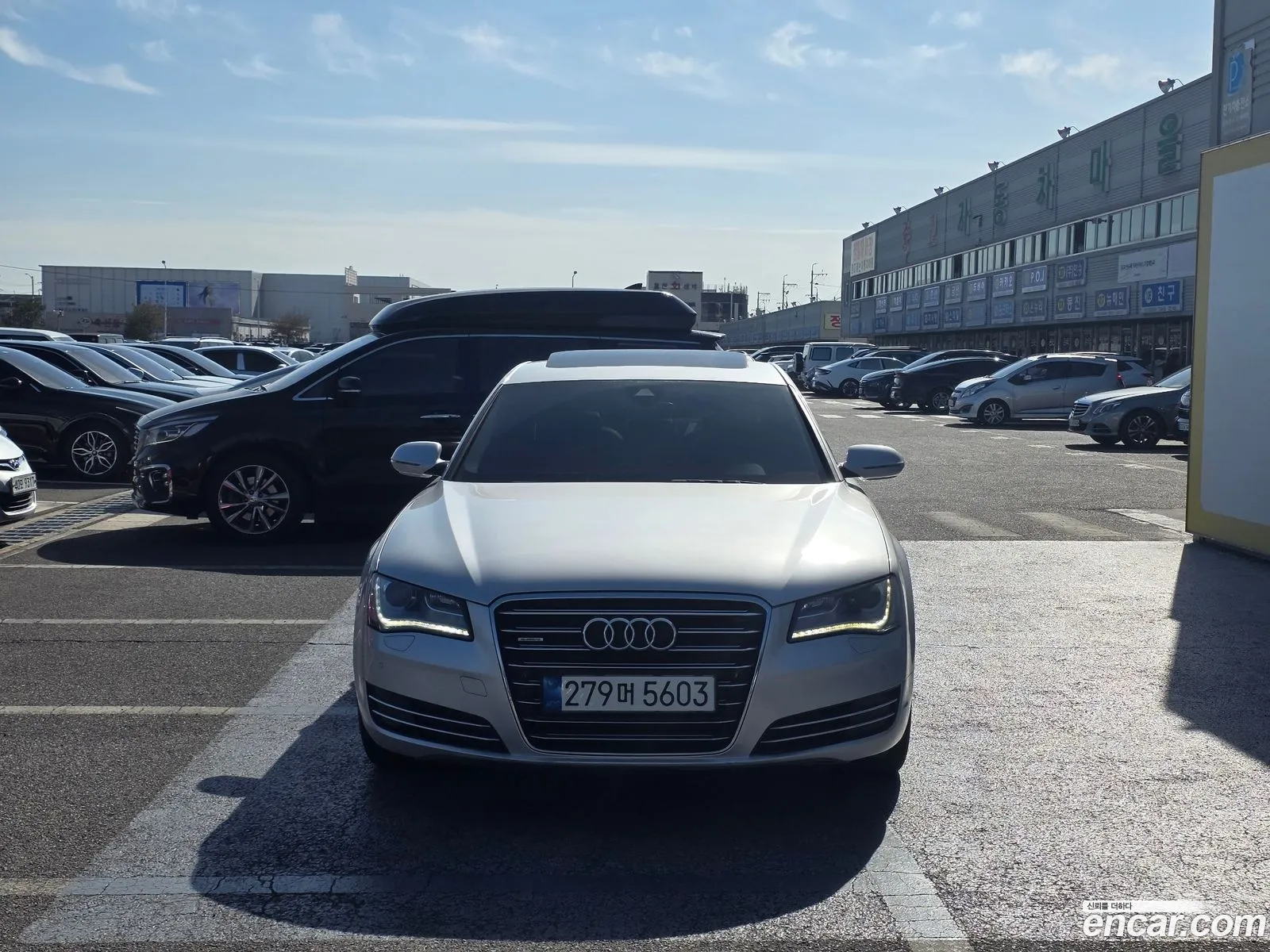 Audi A8 2011 — 5