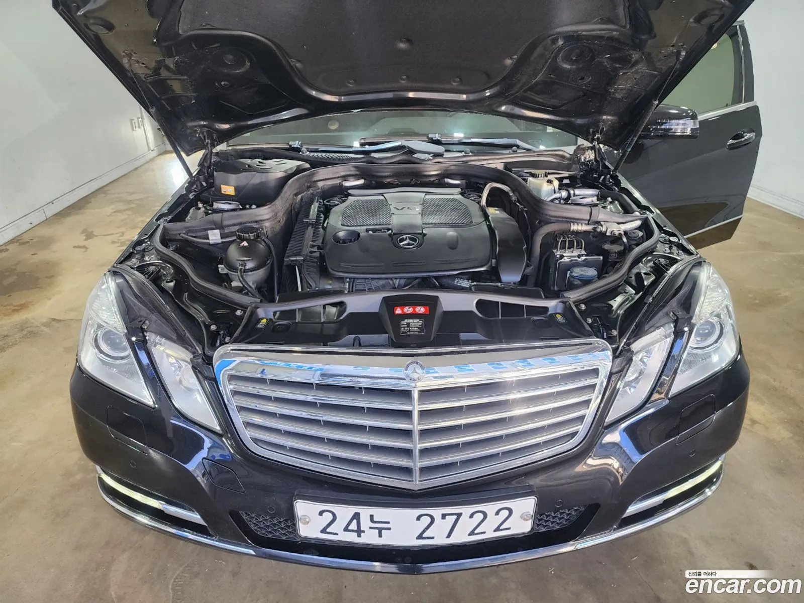 Mercedes-Benz E-Class W212 2013 — 15