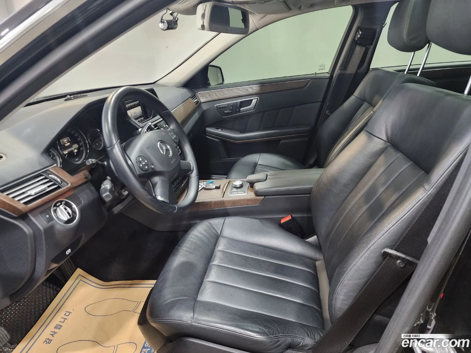 Mercedes-Benz E-Class W212 2013 — 8