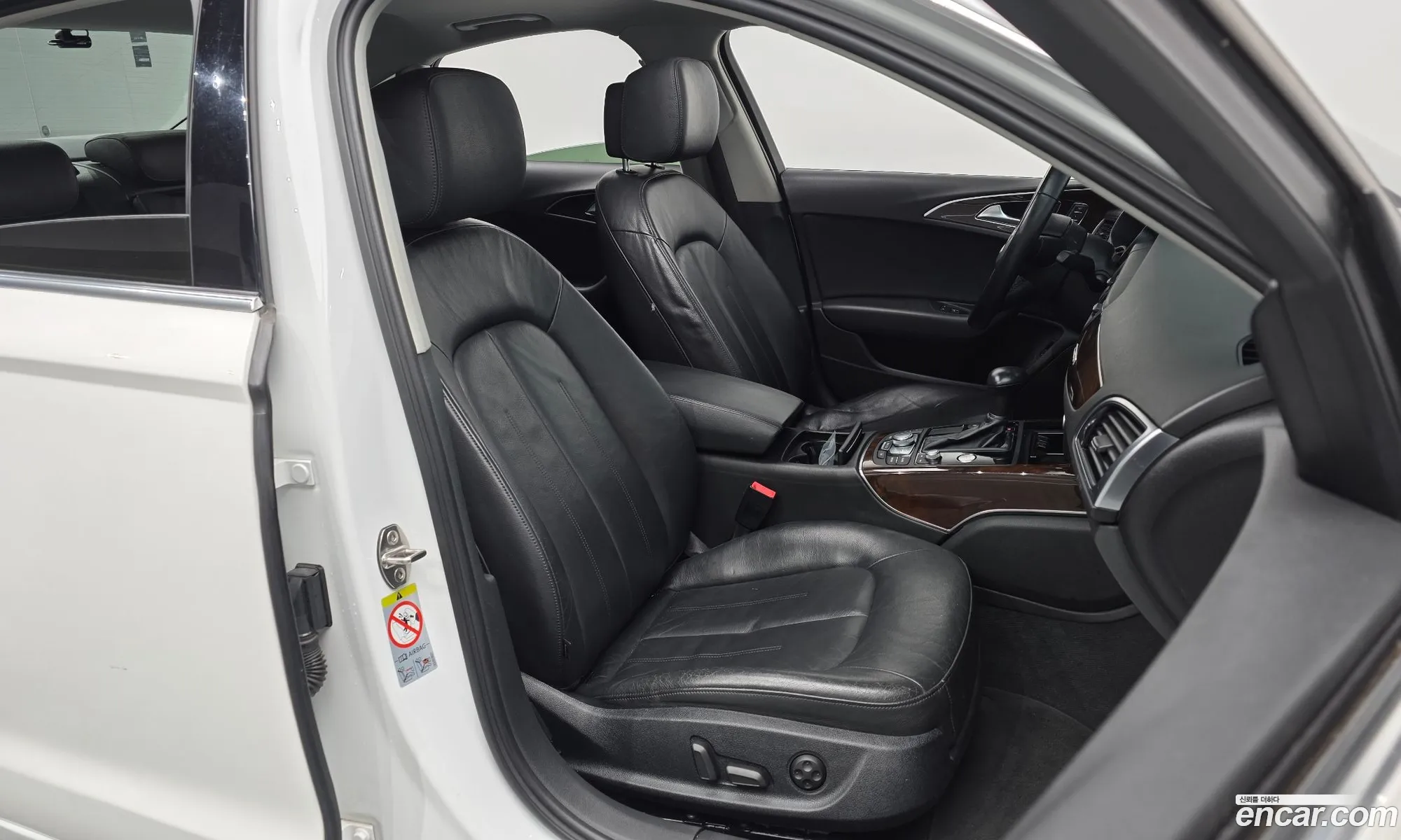 Audi A6 2015 — 12