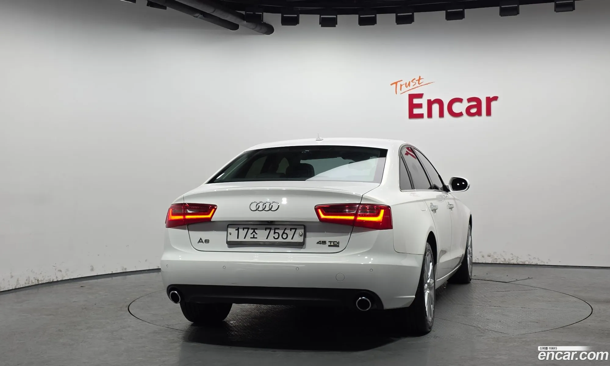 Audi A6 2015 — 11