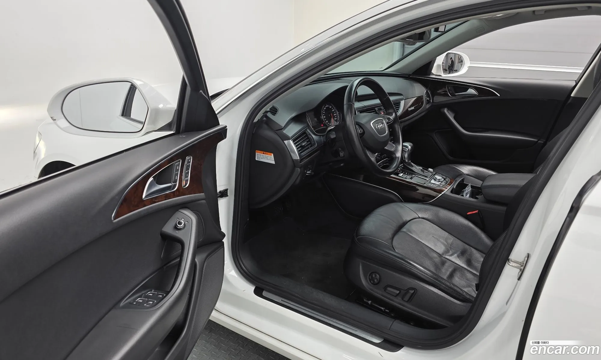Audi A6 2015 — 17