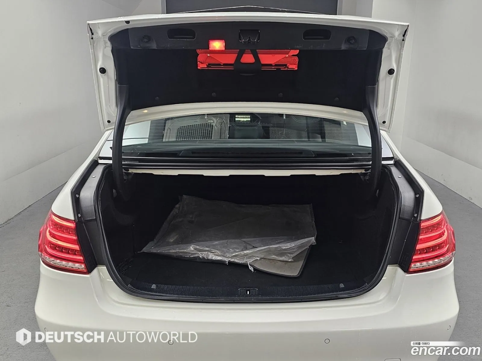 Mercedes-Benz E-Class W212 2014 — 7