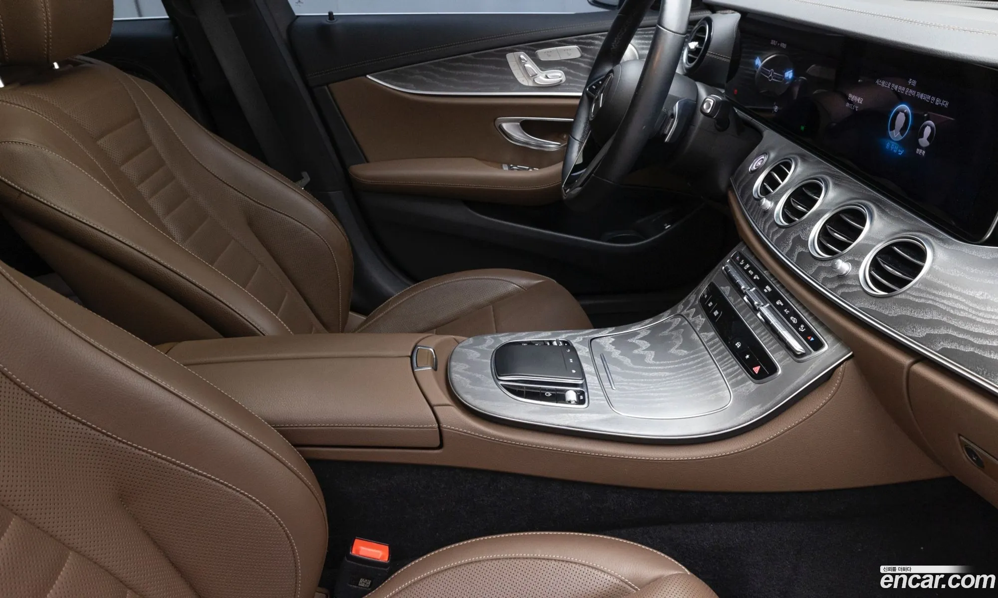 Mercedes-Benz E-Class W213 2022 — 18