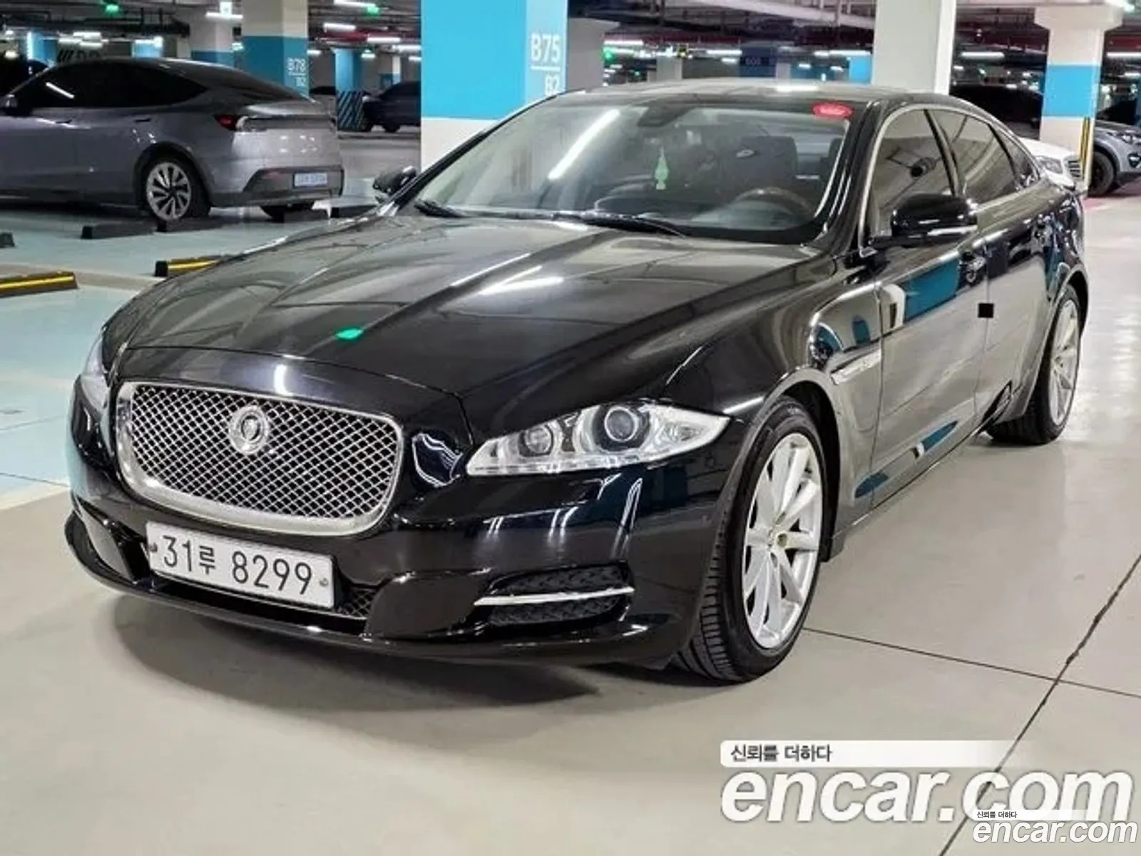 Jaguar XJ 2011 — 19