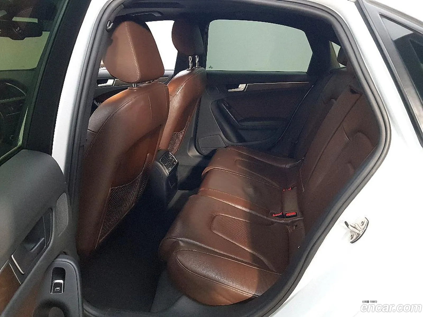 Audi A4 2015 — 16