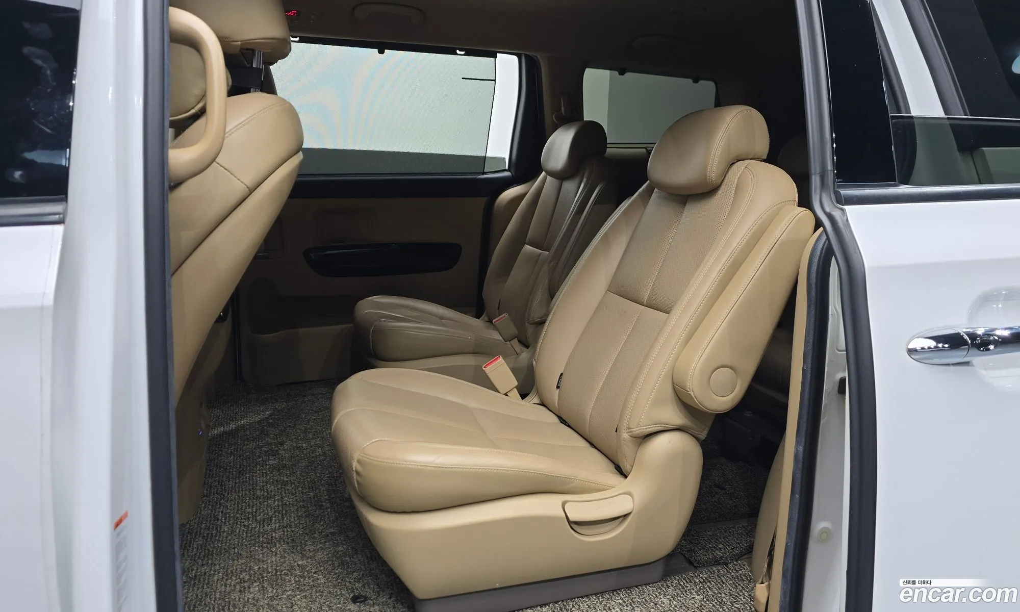 Kia Carnival 2019 — 9