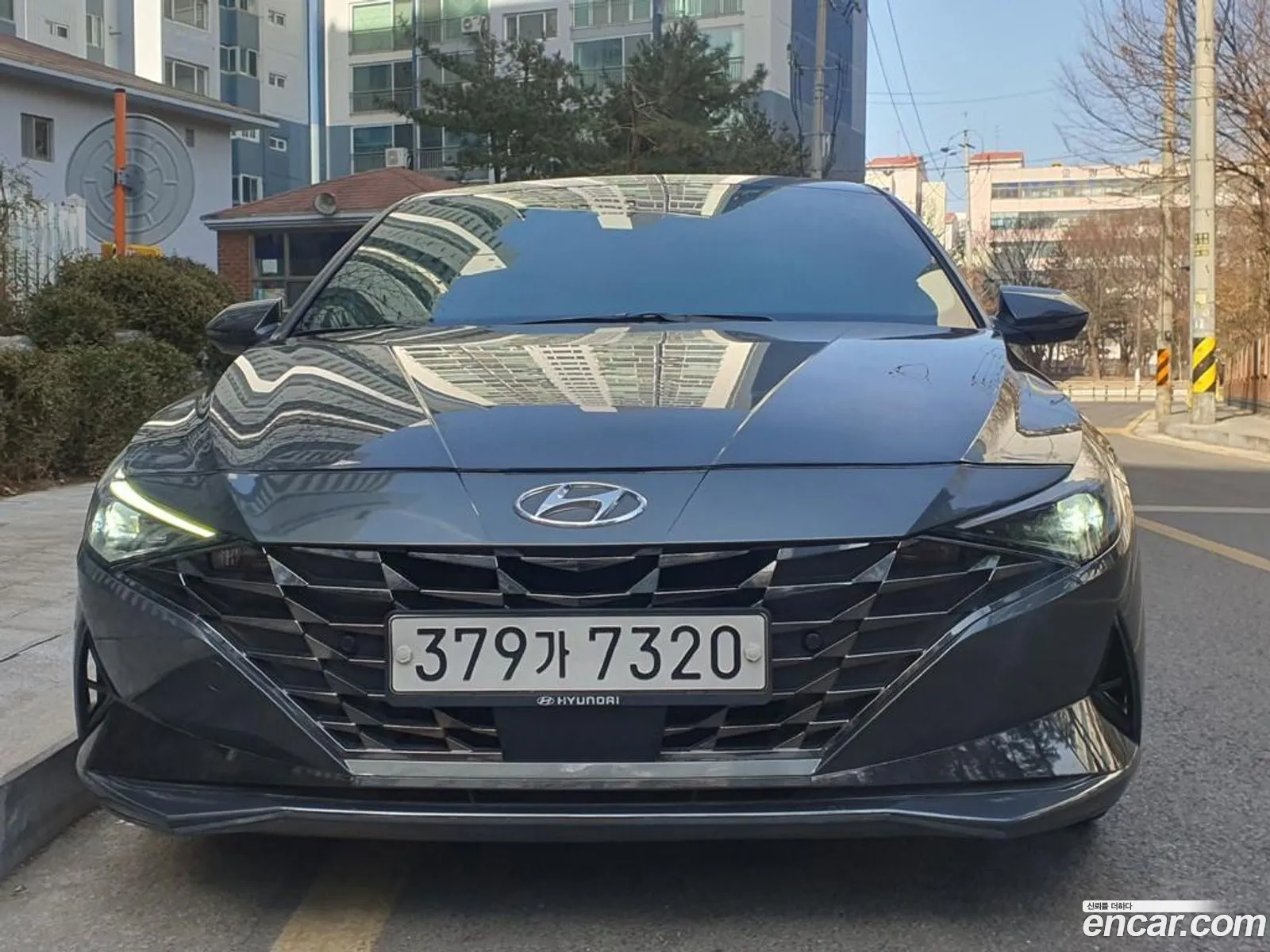 Hyundai Elantra Hybrid 2020 — 7