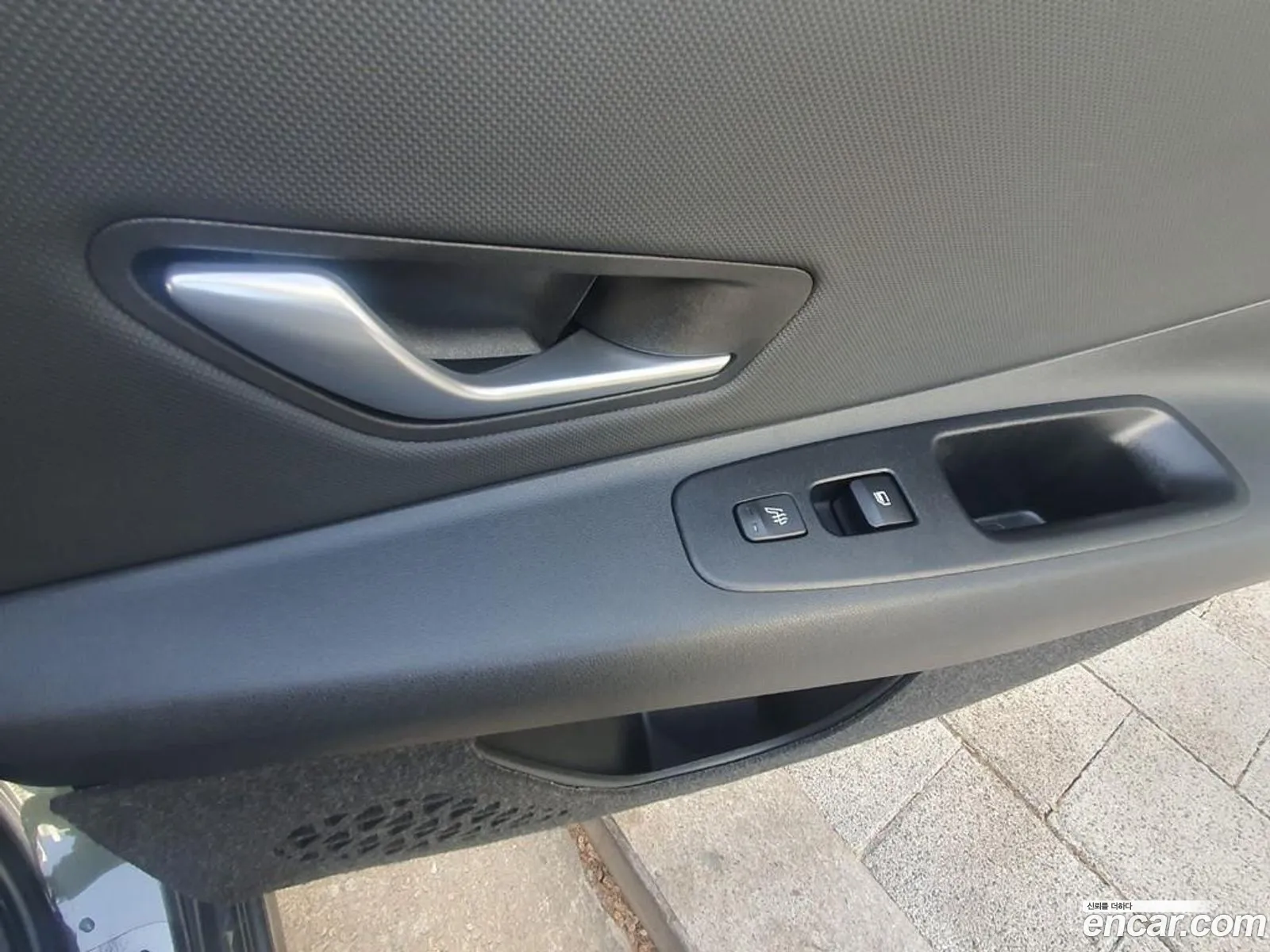 Hyundai Elantra Hybrid 2020 — 17