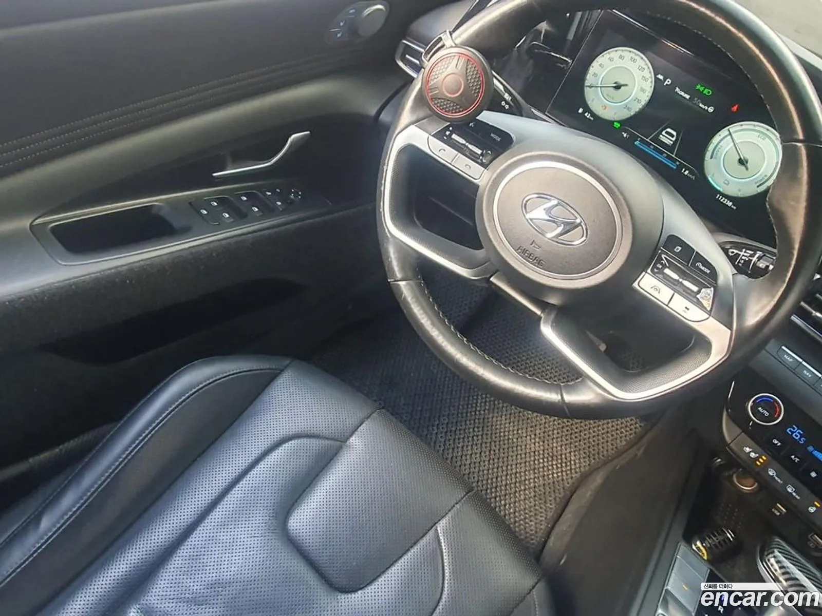 Hyundai Elantra Hybrid 2020 — 8