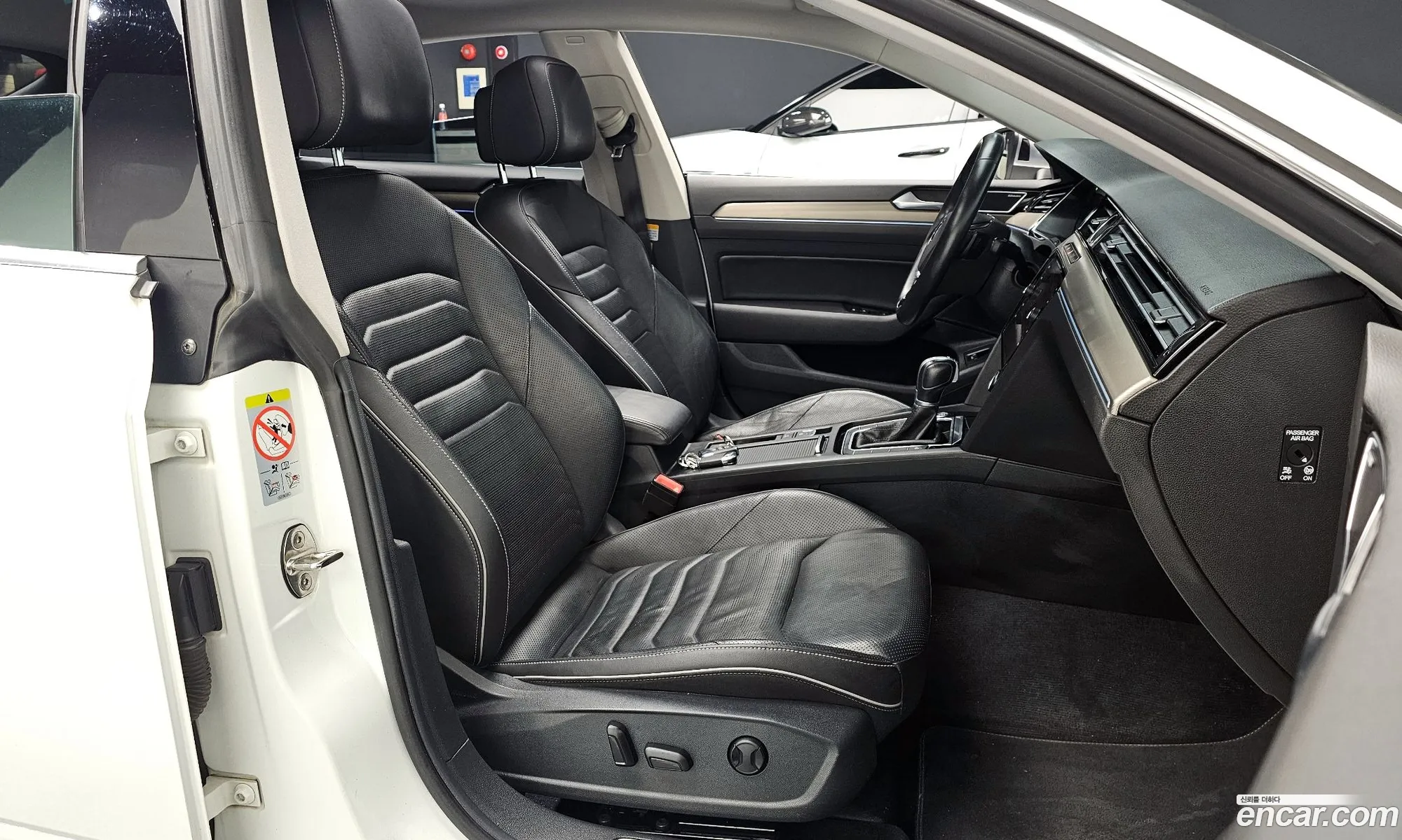 Volkswagen Arteon 2019 — 18