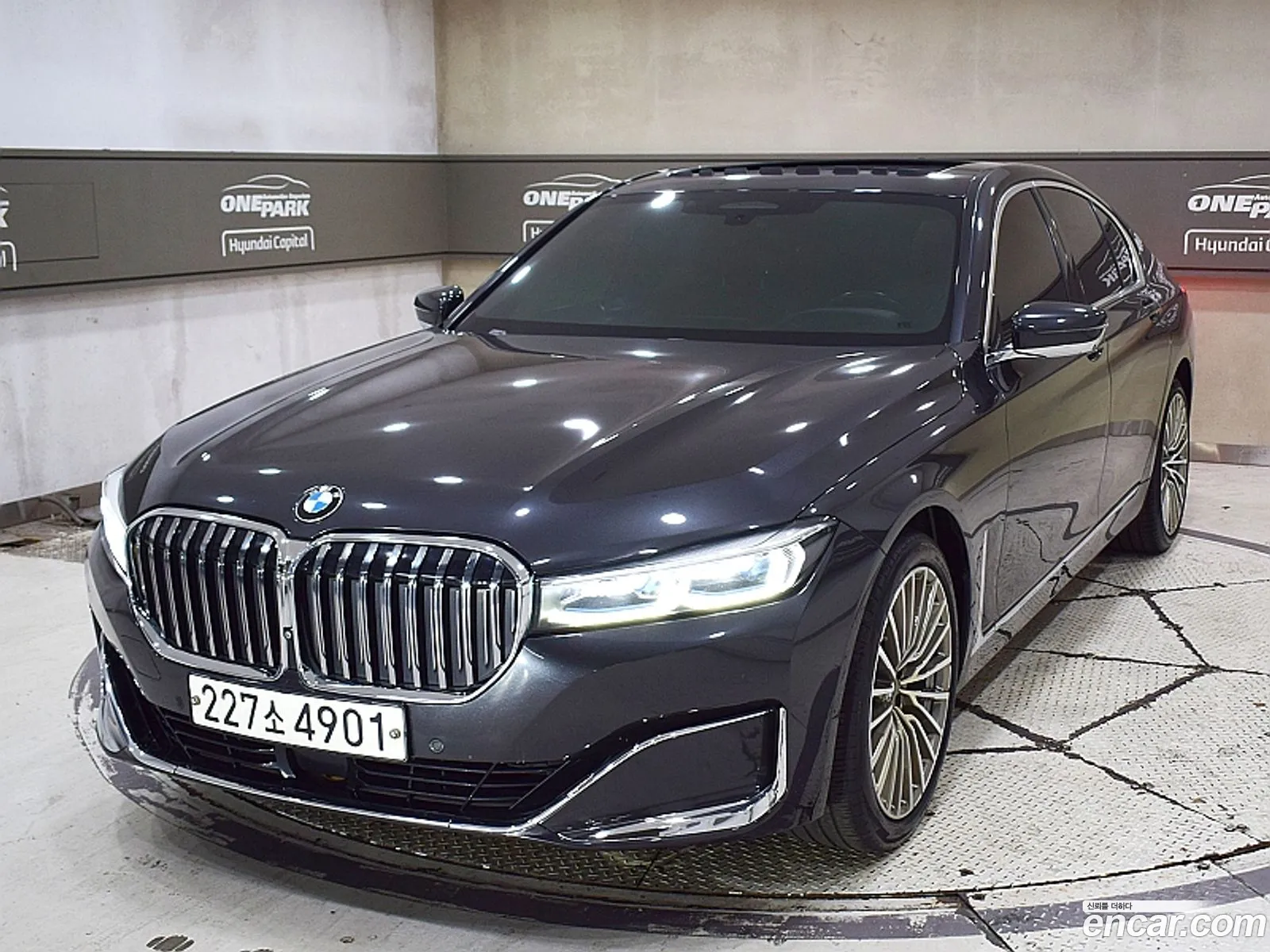 BMW 7 Series 2020 — 13
