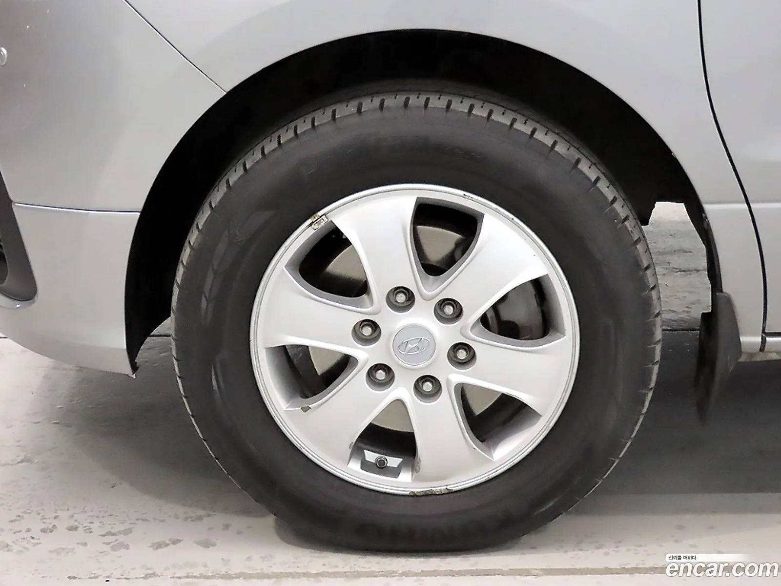 Hyundai Grand Starex 2018 — 11