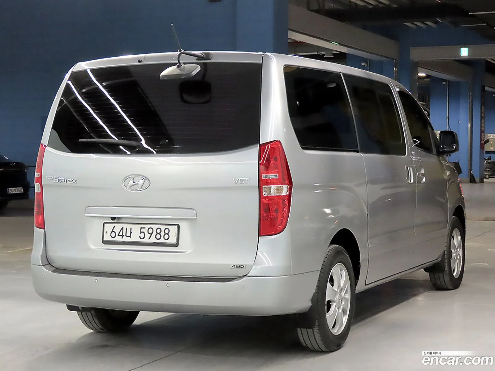 Hyundai Grand Starex 2018 — 18
