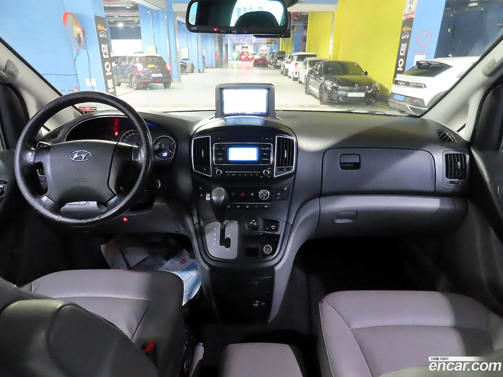 Hyundai Grand Starex 2018 — 19