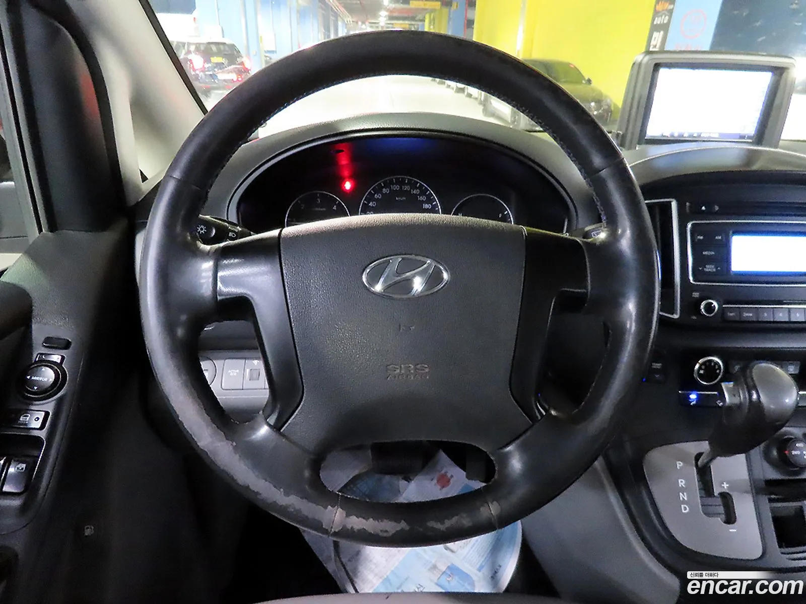 Hyundai Grand Starex 2018 — 14