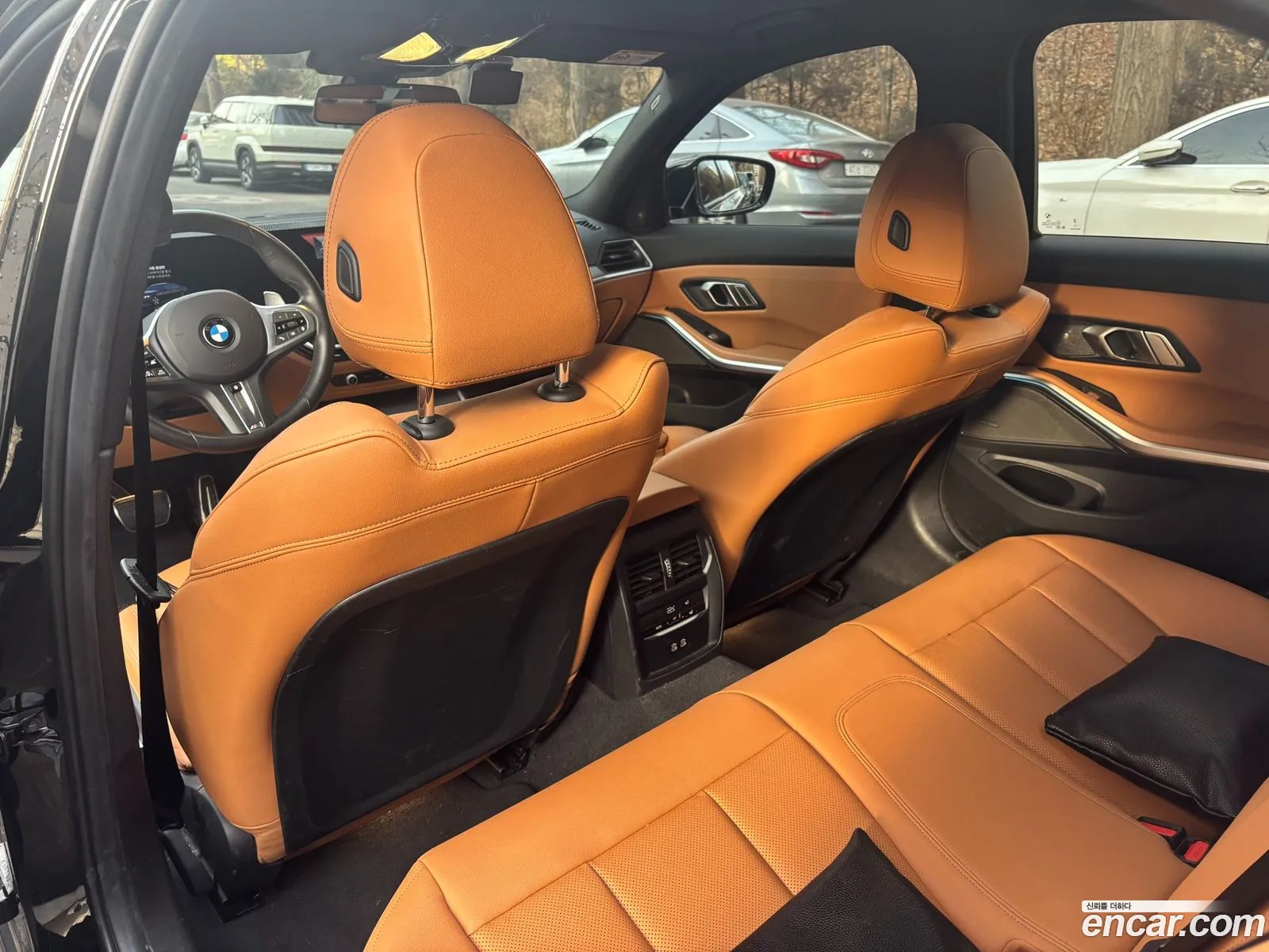 BMW 3 Series 2023 — 3