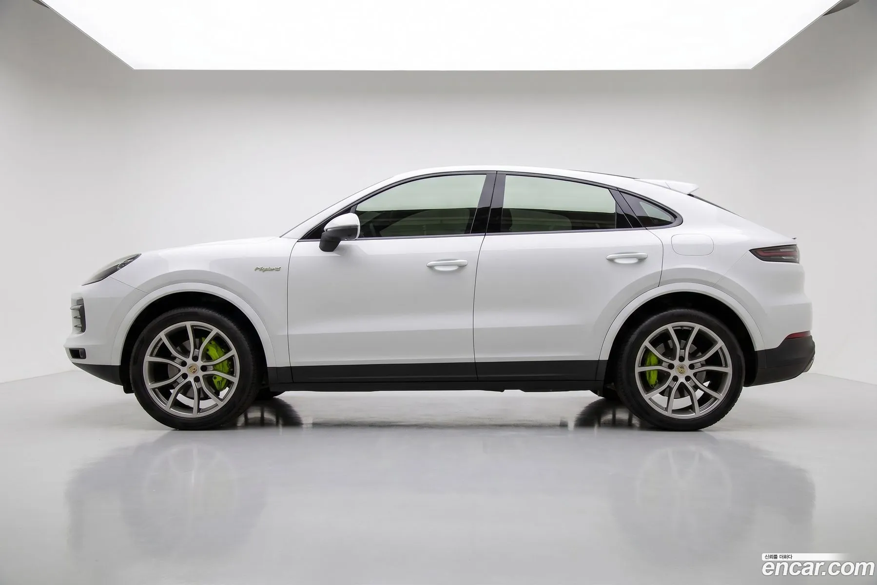 Porsche Cayenne 2020 — 19