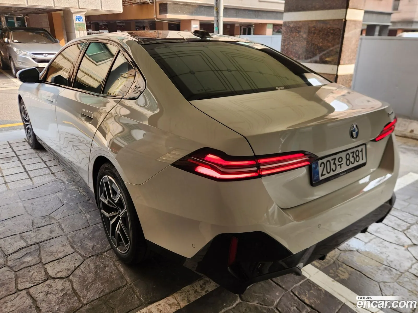 BMW 5 Series 2025 — 14