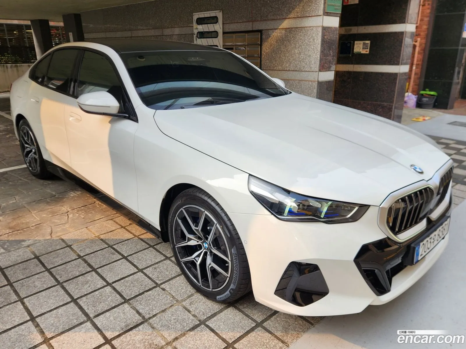 BMW 5 Series 2025 — 3