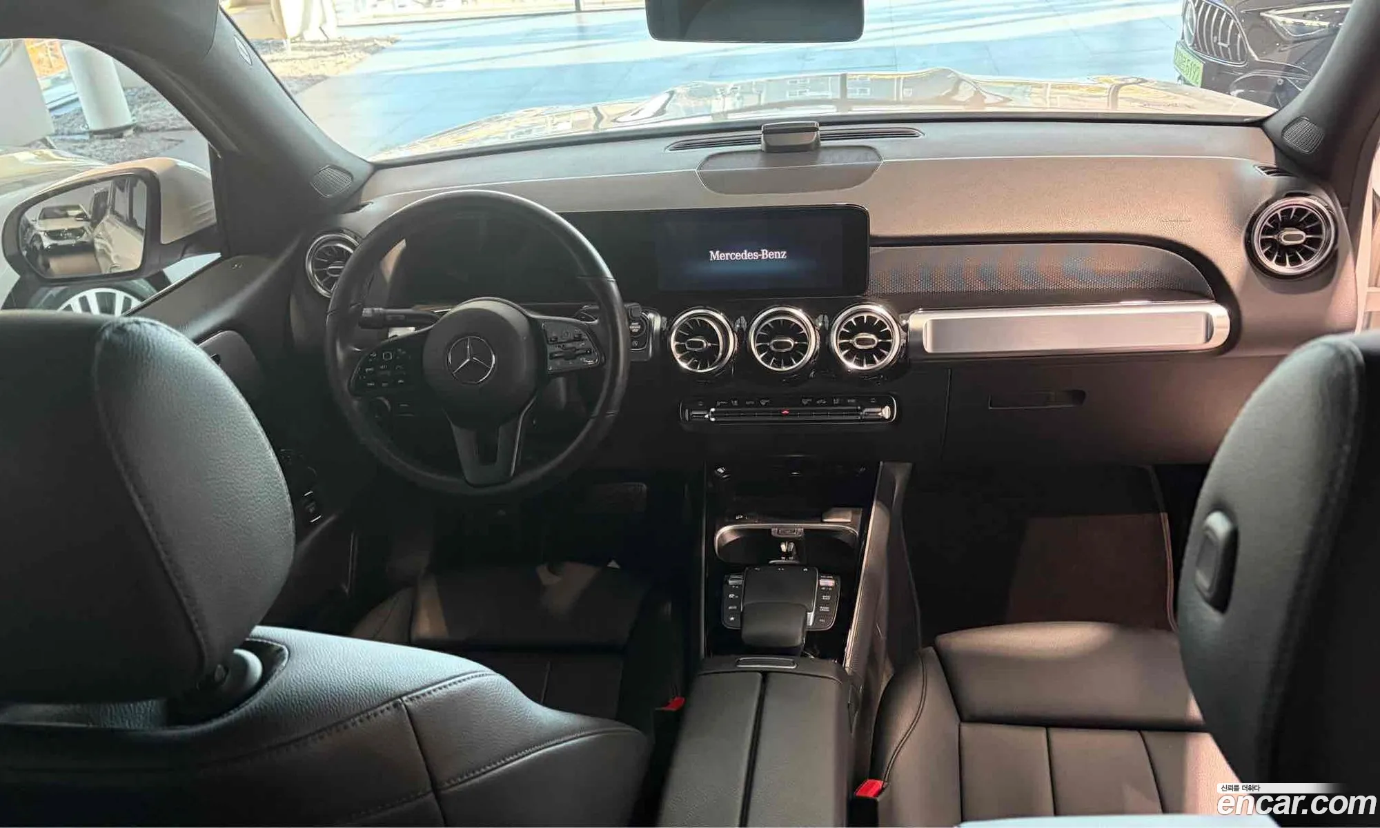Mercedes-Benz GLB-Class X247 2021 — 9