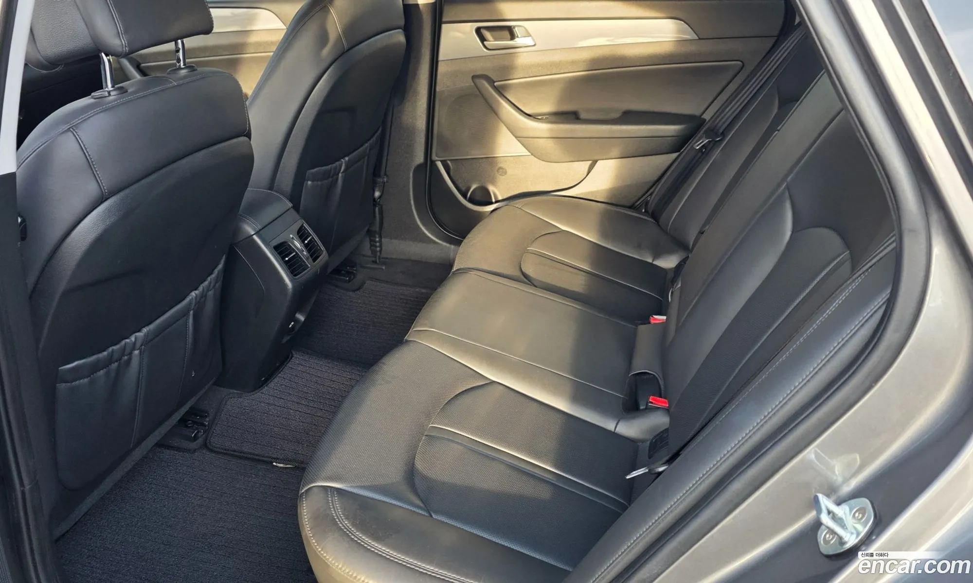 Hyundai LF Sonata Hybrid 2017 — 16
