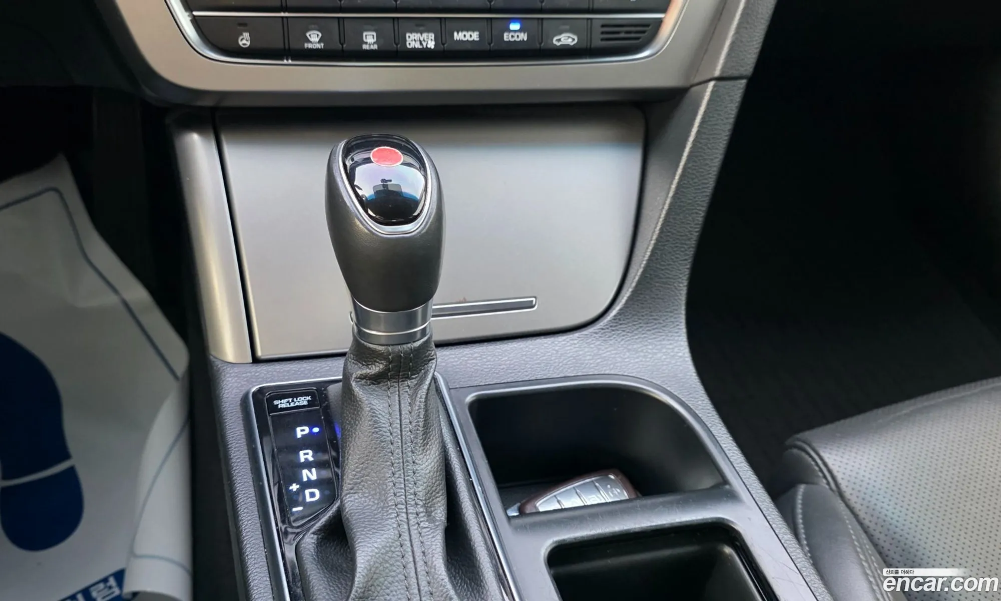 Hyundai LF Sonata Hybrid 2017 — 6