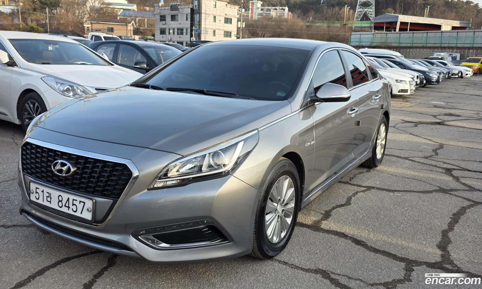 Hyundai LF Sonata Hybrid 2017 — 17