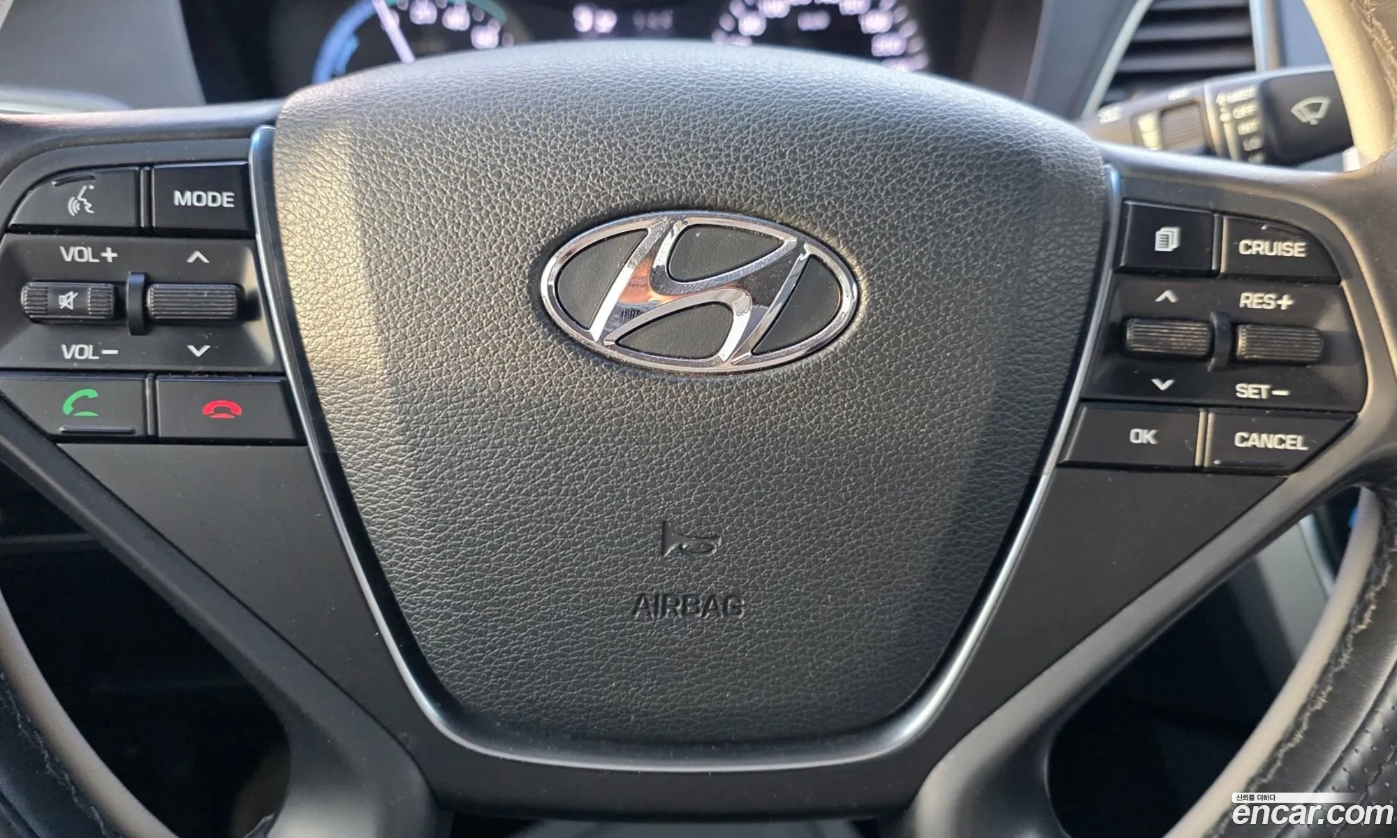 Hyundai LF Sonata Hybrid 2017 — 11
