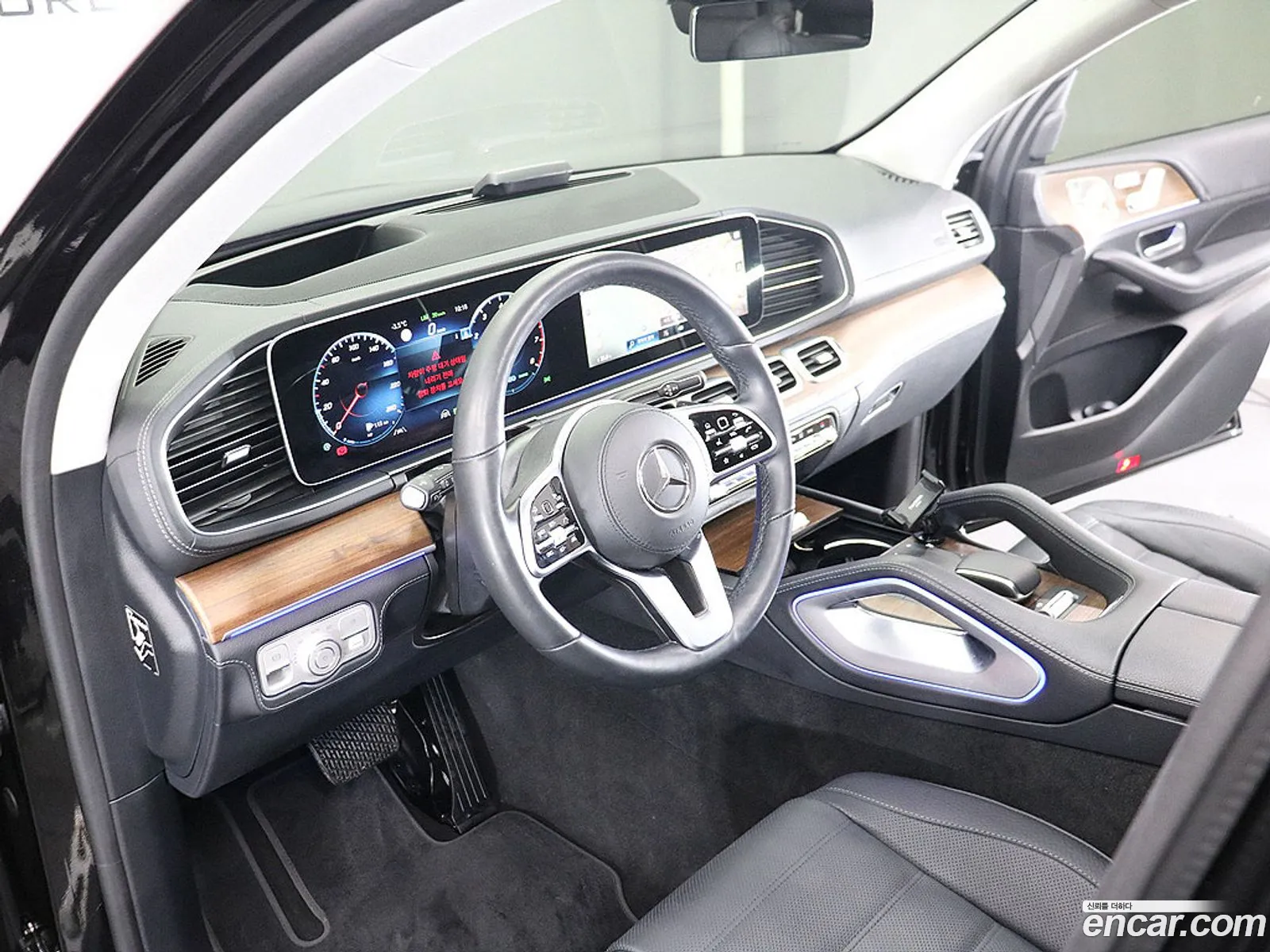 Mercedes-Benz GLE-Class W167 2021 — 13