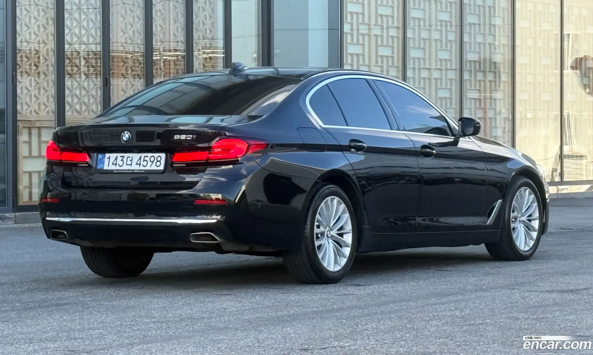 BMW 5 Series 2023 — 19