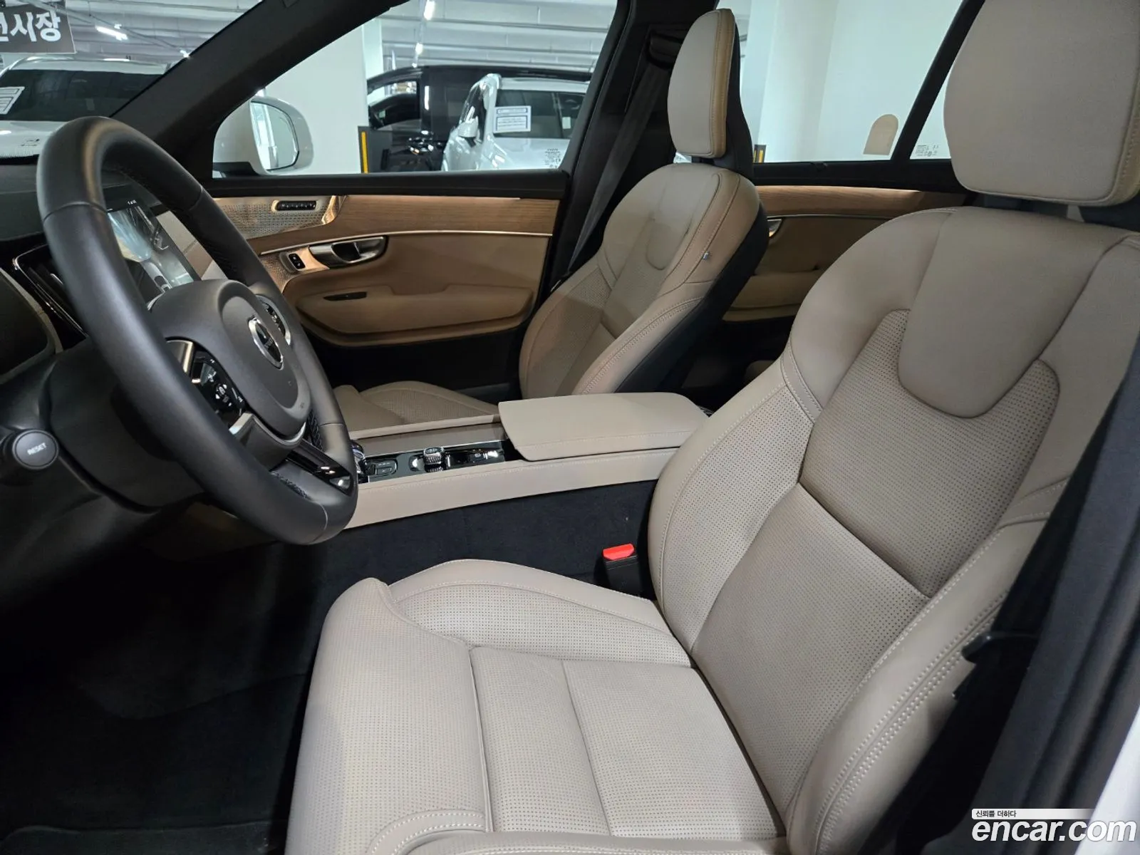 Volvo XC90 2025 — 6