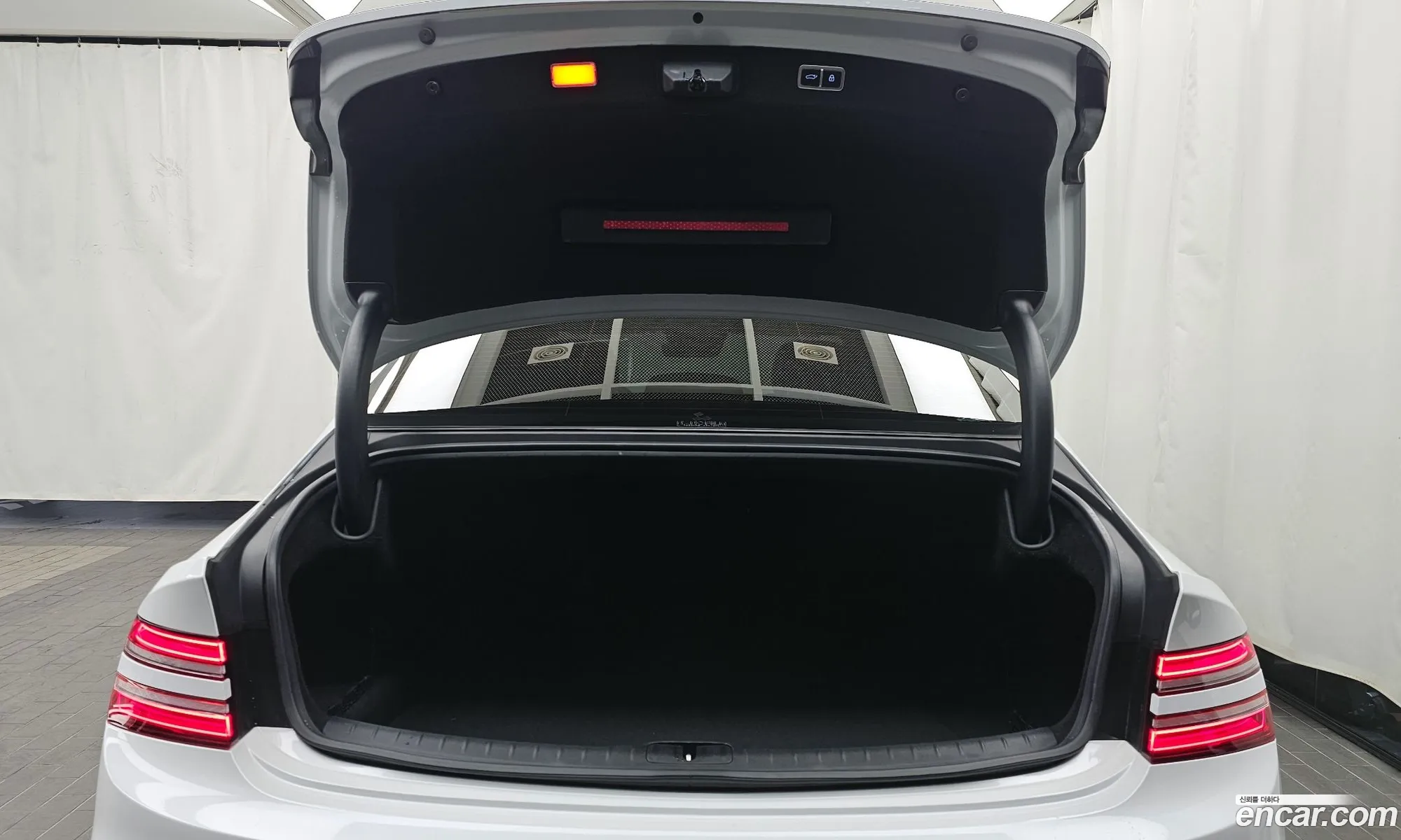 Genesis G80 2024 — 12