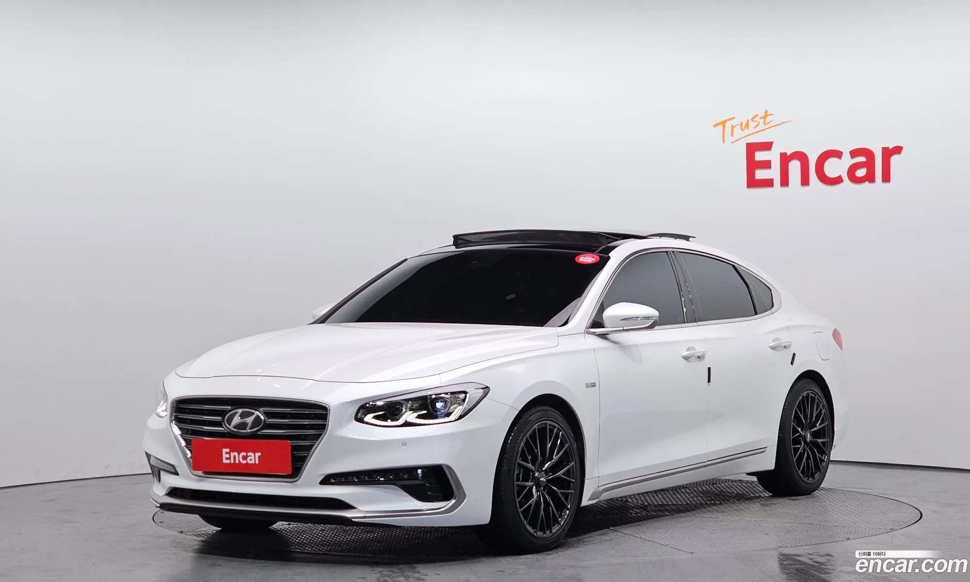 Hyundai Grandeur IG Hybrid 2017 — 14
