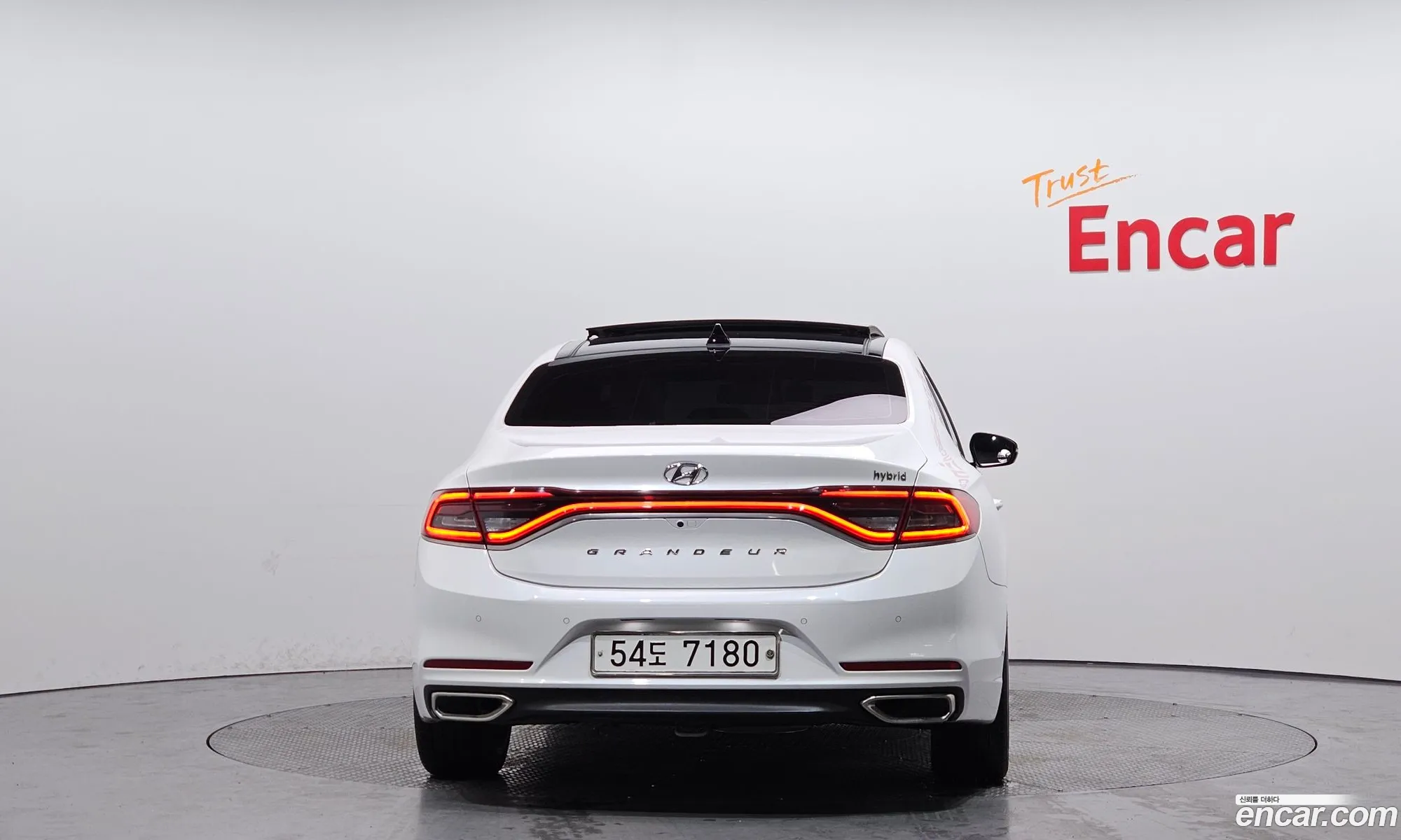 Hyundai Grandeur IG Hybrid 2017 — 19