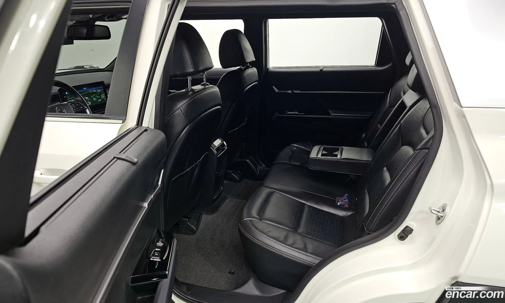 KG Mobility (SsangYong) Torres 2022 — 13