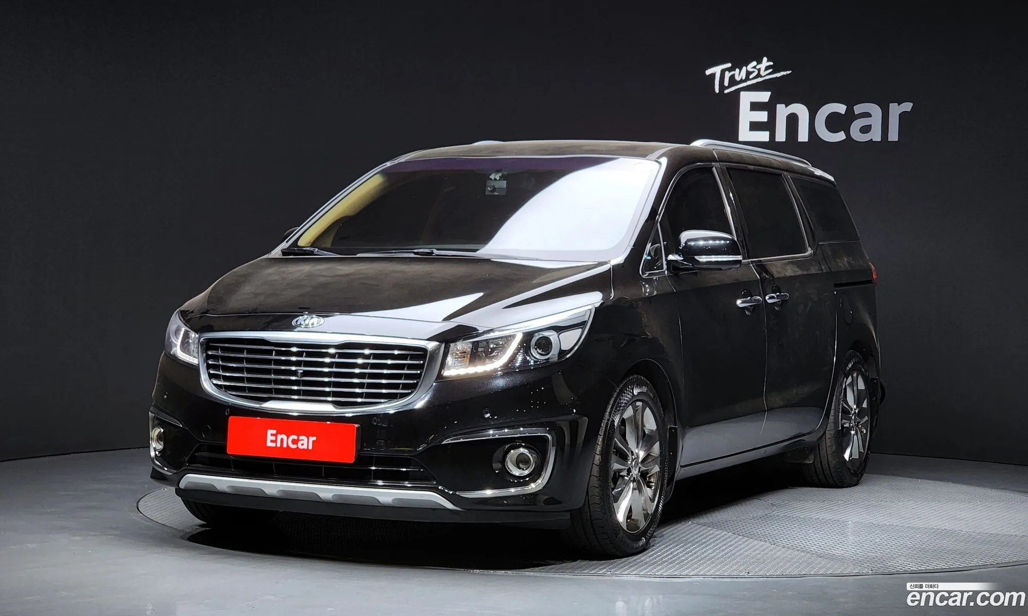 Kia Carnival 2015 — 18