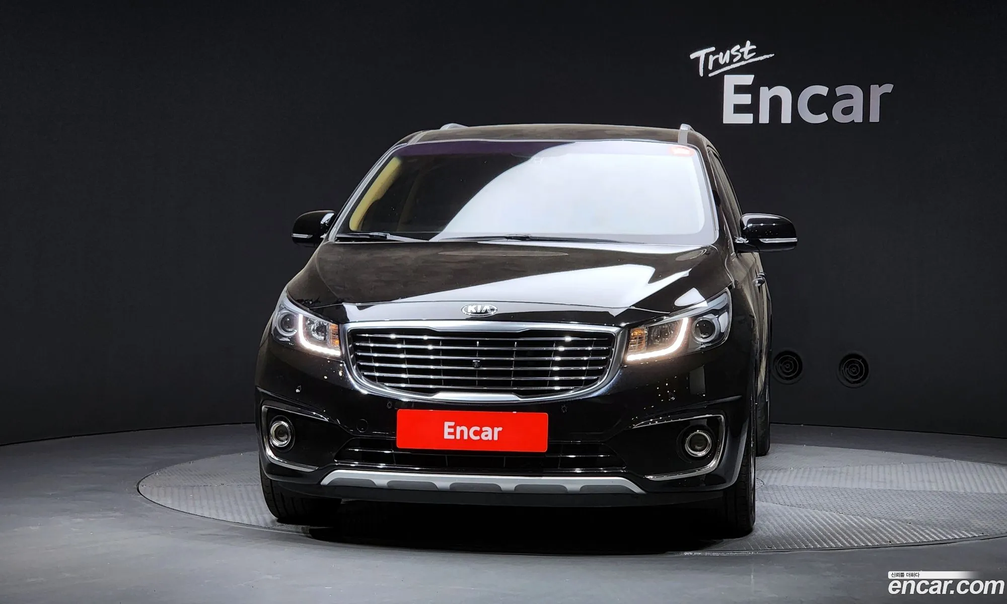 Kia Carnival 2015 — 16