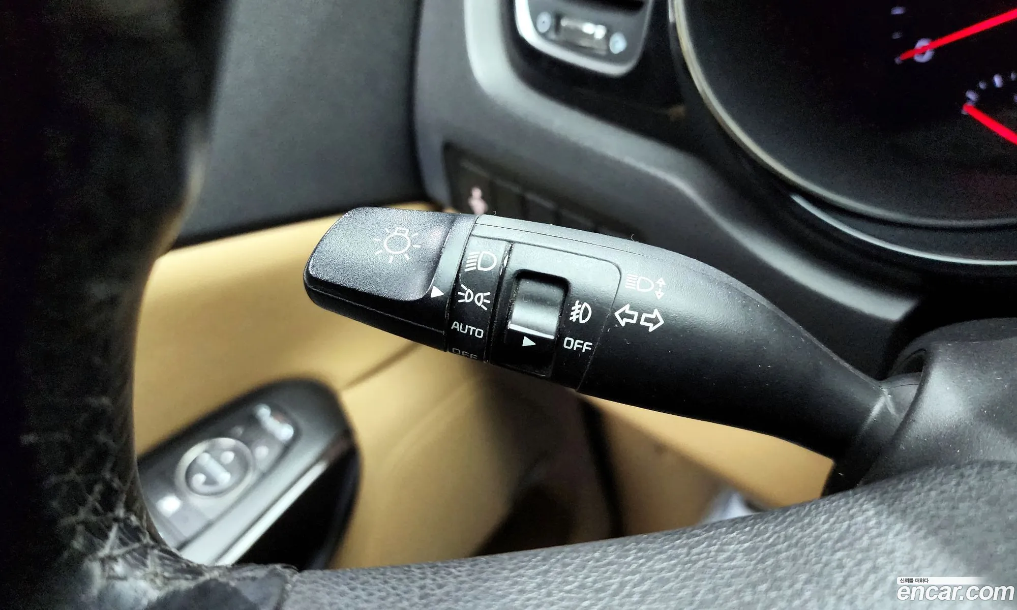 Kia Carnival 2015 — 4