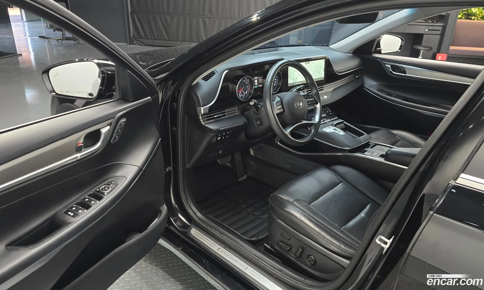 Hyundai Grandeur IG 2020 — 12