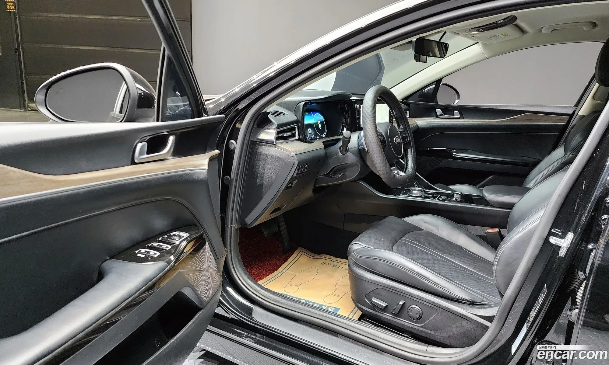 Kia K5 2020 — 11