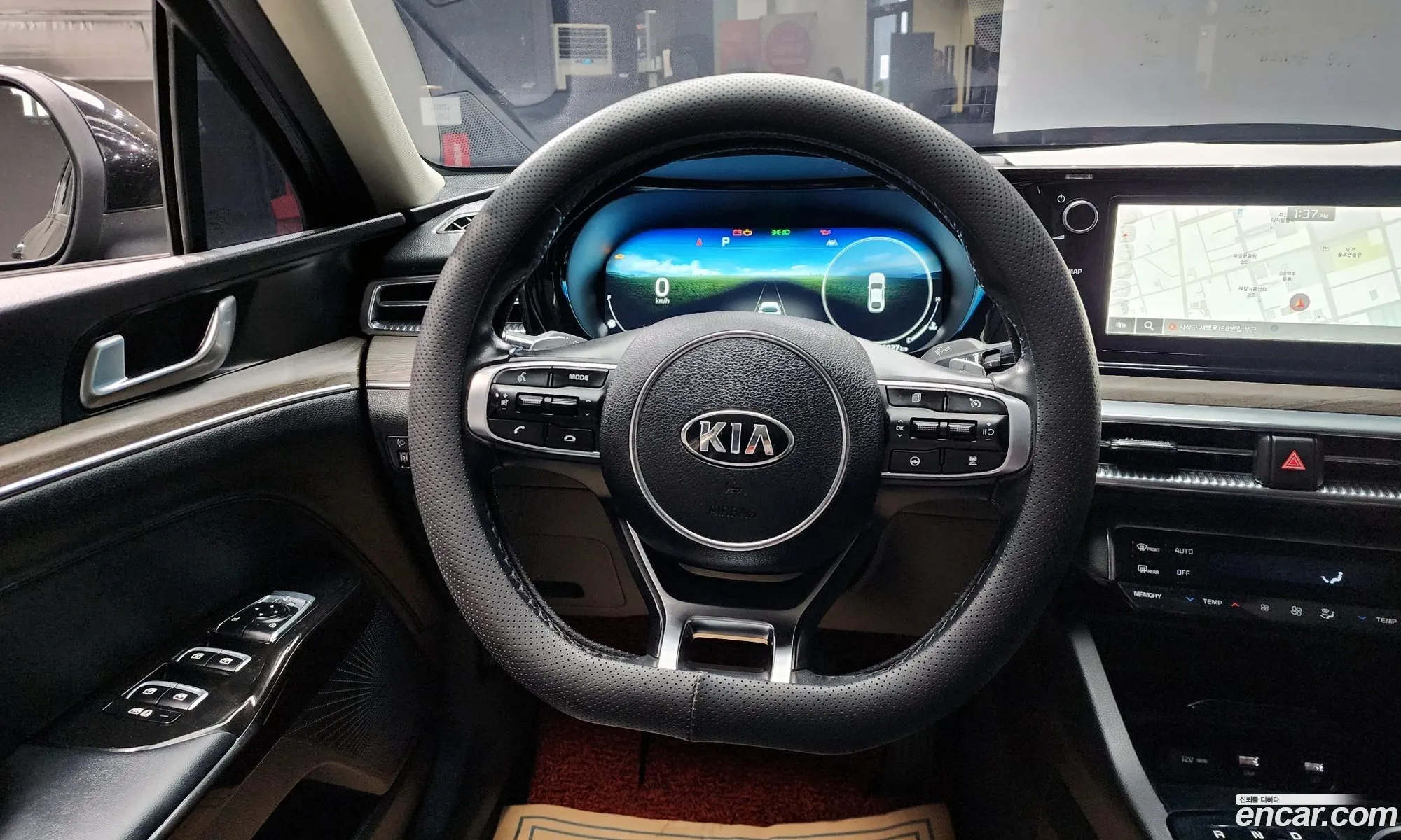 Kia K5 2020 — 2