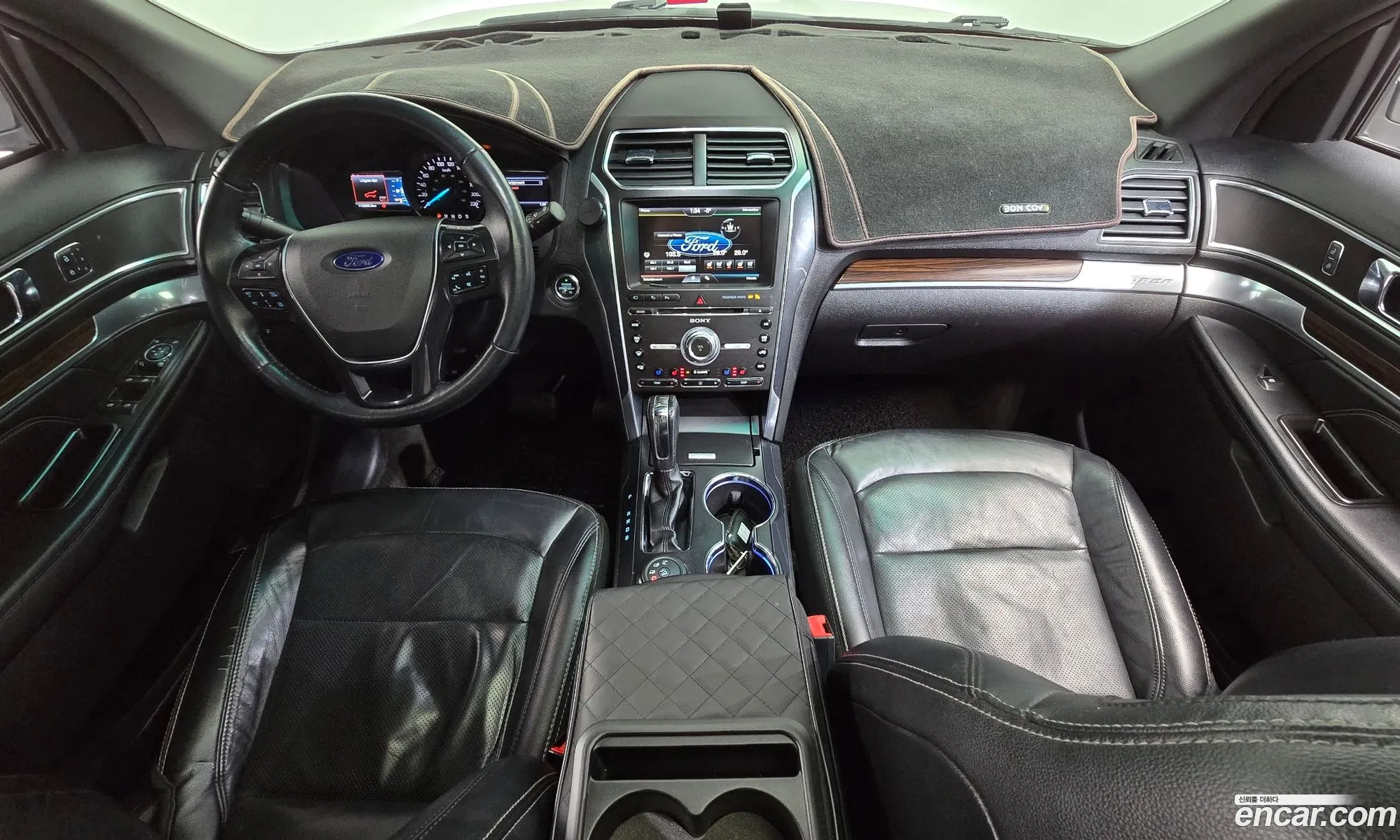 Ford Explorer 2015 1FM5K8FH8GGA92340 — 4