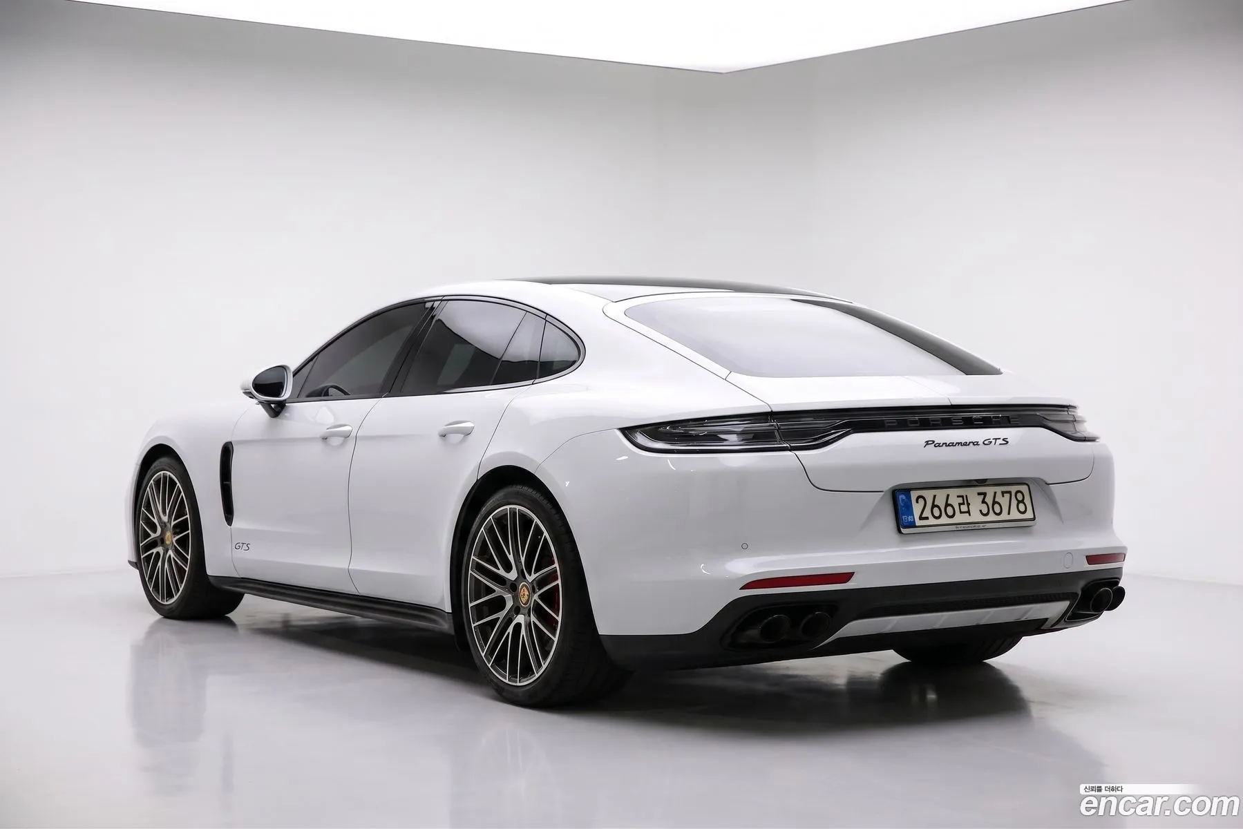 Porsche Panamera 2022 — 17